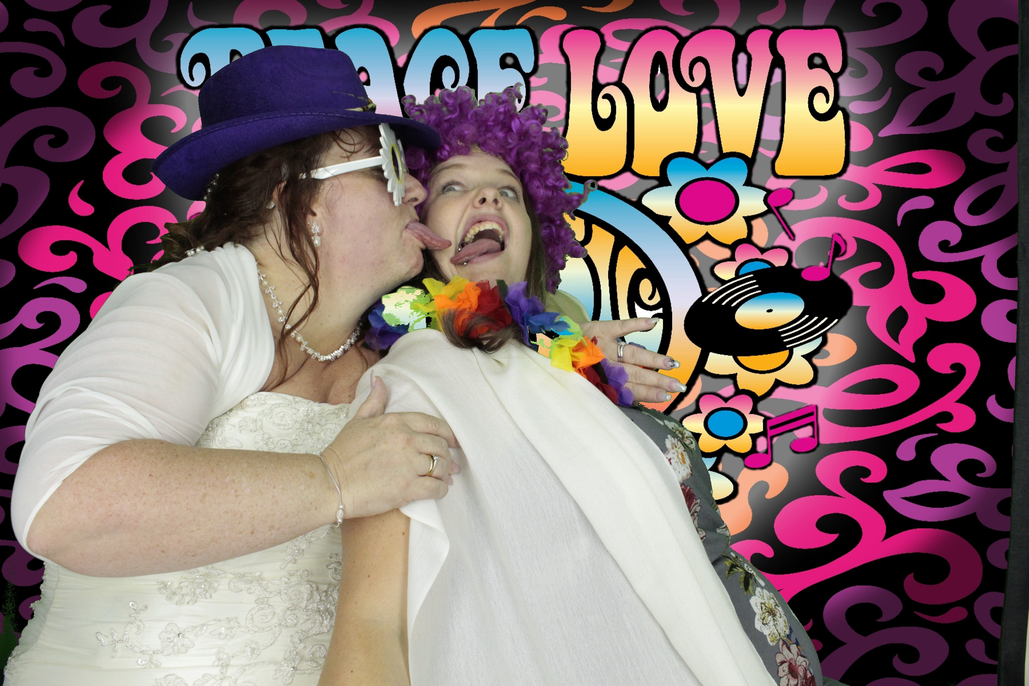Wedding of Julia Andrews | View more photos from the event at gallery.myphotoboothexperience.co.uk/u/MyPhotoBoothExperienceLtd/Wedding-of-Julia-Andrews